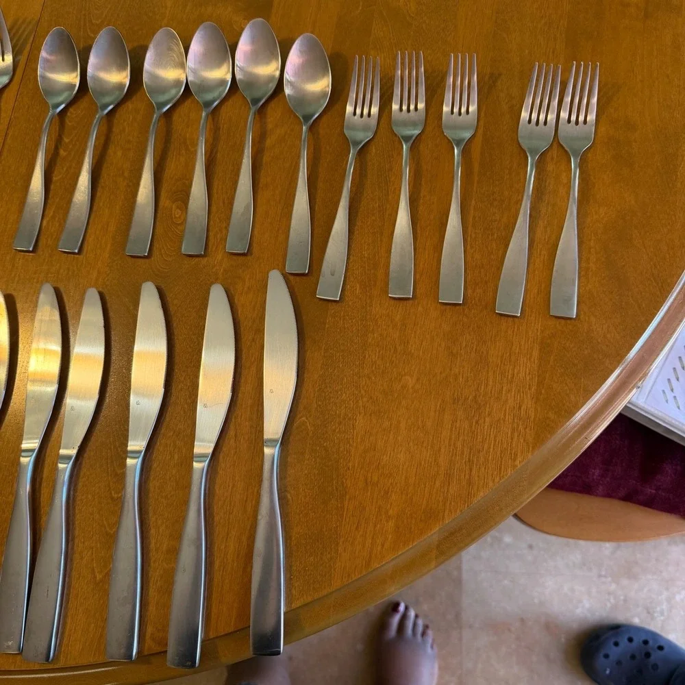 Gourmet Settings Flatware Set GS Stainless Silver Good Brushed Modern Cutlery
